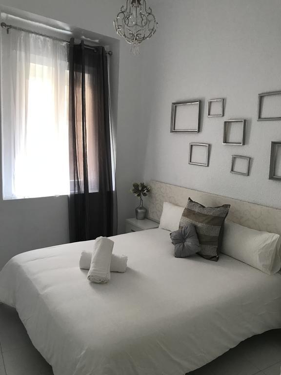 Bromham Apartment 塞维利亚 外观 照片