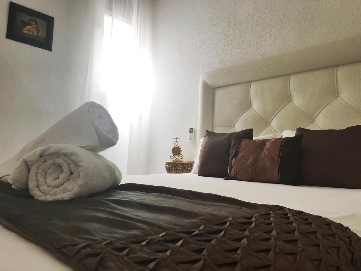Bromham Apartment 塞维利亚 外观 照片